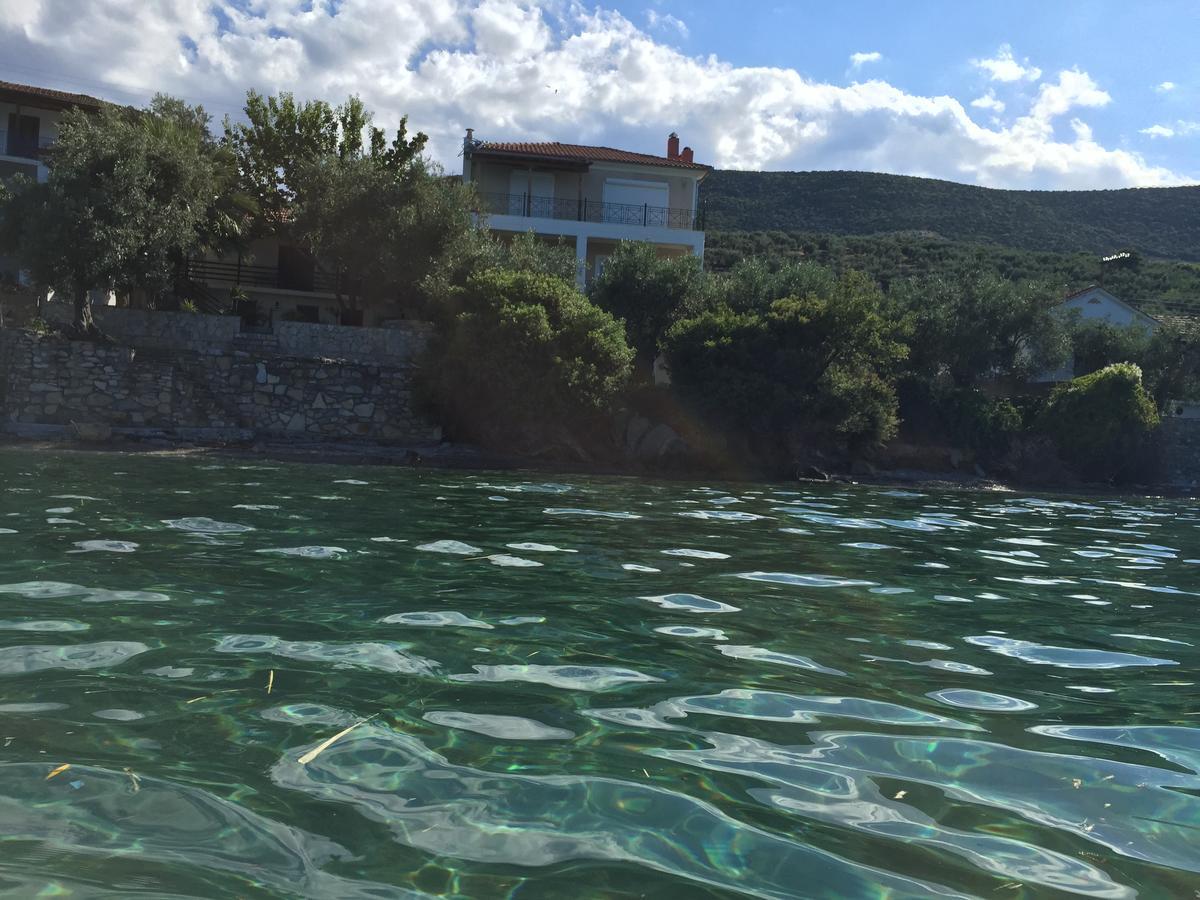 Villas Nies Sourpi エクステリア 写真